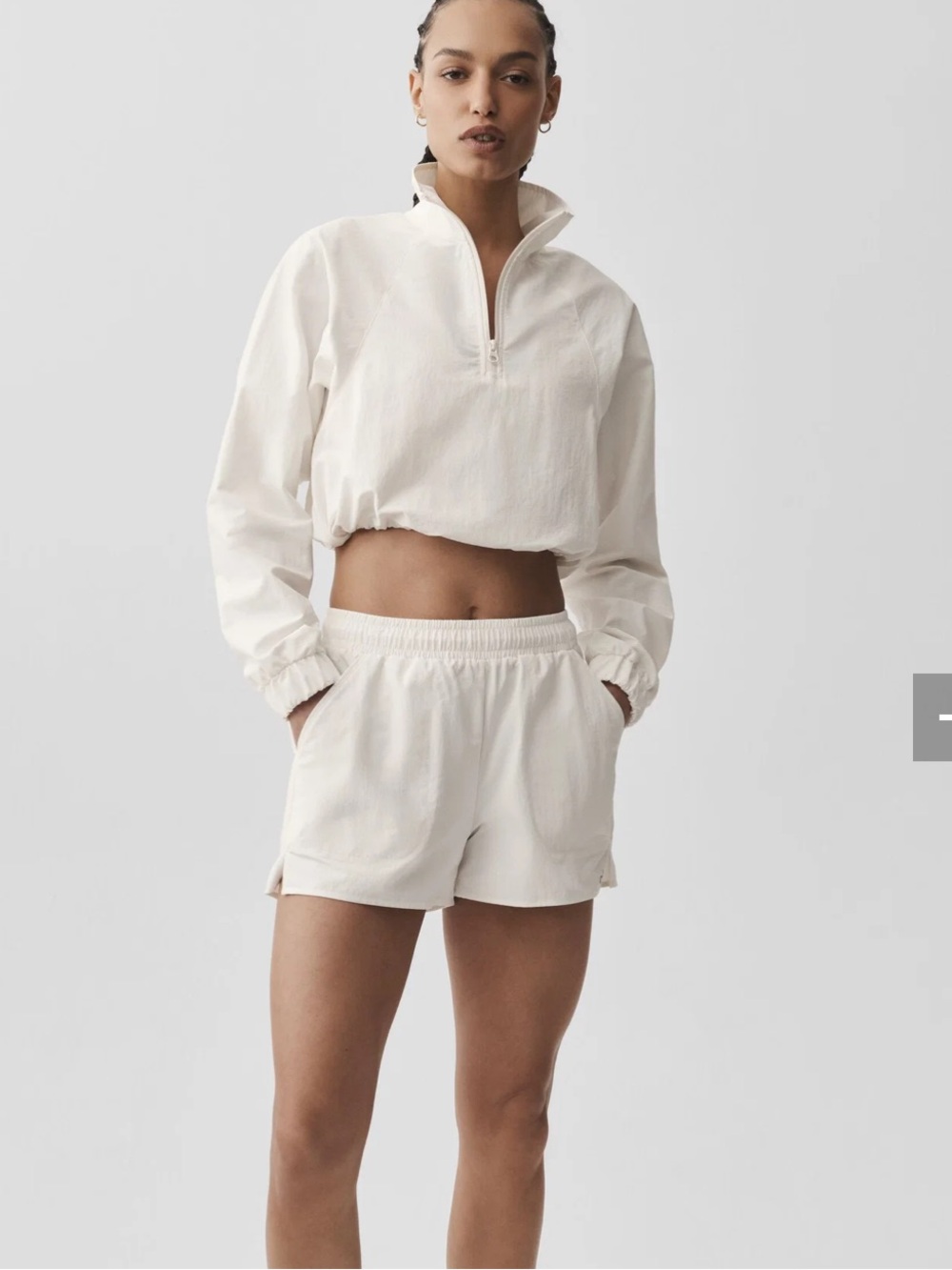 ALO Yoga Women’s Ivory White Alumni Shorts